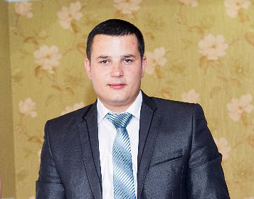 Михай Даду был задержан офицерами по борьбе с коррупцией 15 января 2014 г. в момент получения взятки в сумме 2000 леев от мужчины, подозреваемого в краже