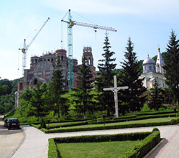 Şefii (in)dependenţei: Ce fac ex-preşedinţii R. Moldova