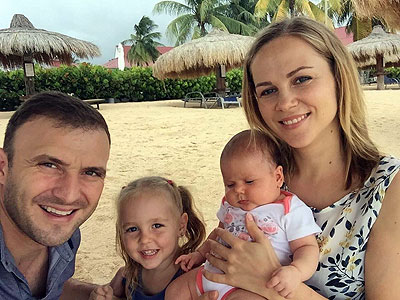 Alexandru Nartea locuiește, cu familia sa, pe insula Sfânta Lucia din Marea Caraibelor, iar la alegeri va merge la New York