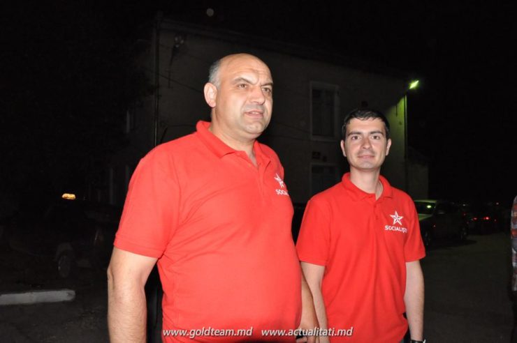 Mihail Porubin este un om de încredere al lui Igor Dodon, el putând fi văzut la mai multe manifestații organizate de PSRM