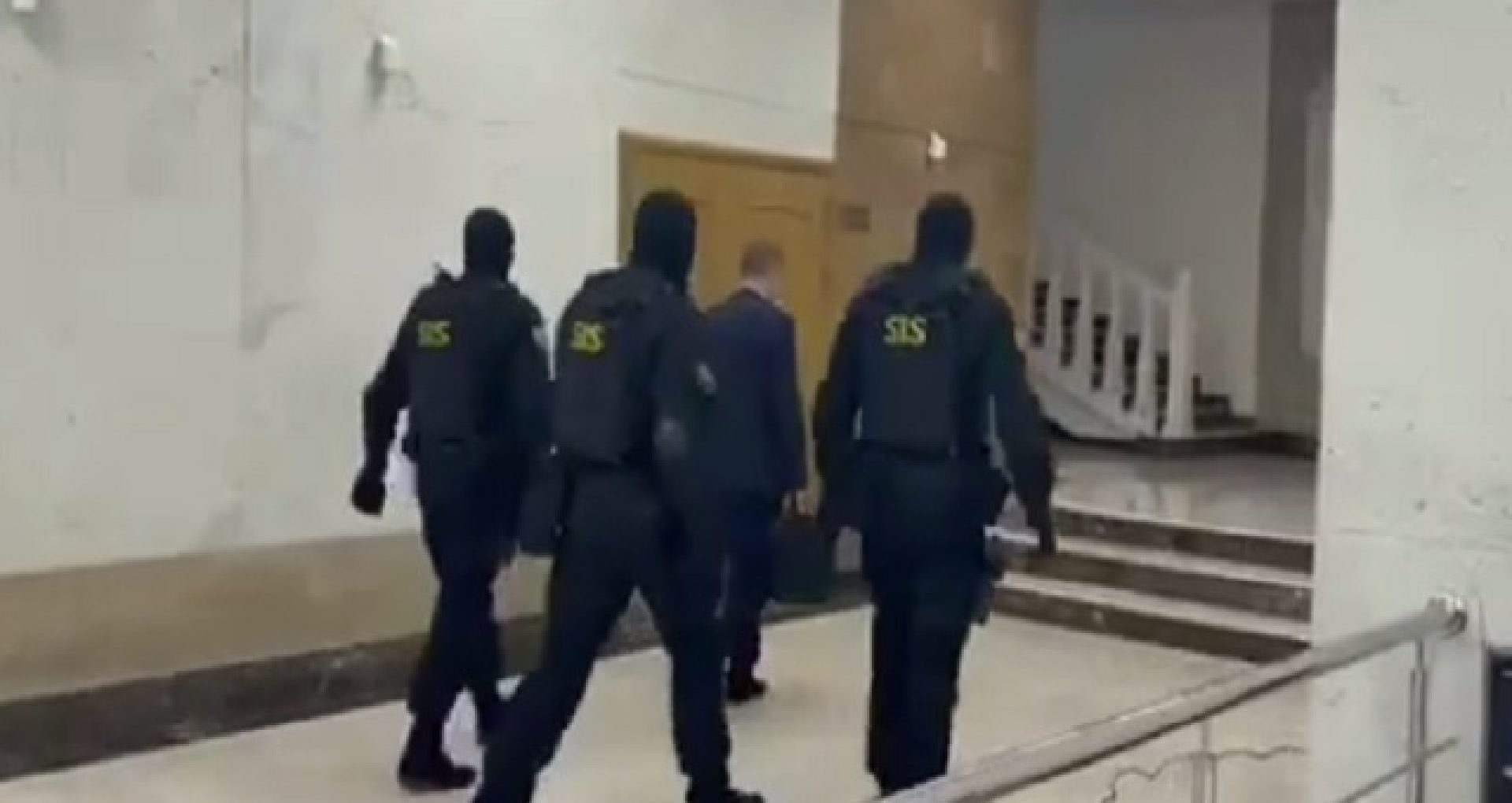 задержание начальника крымгеология. задержание прокурора стояногло. задержание ген. задержание ген. фсб севастополь задержание.