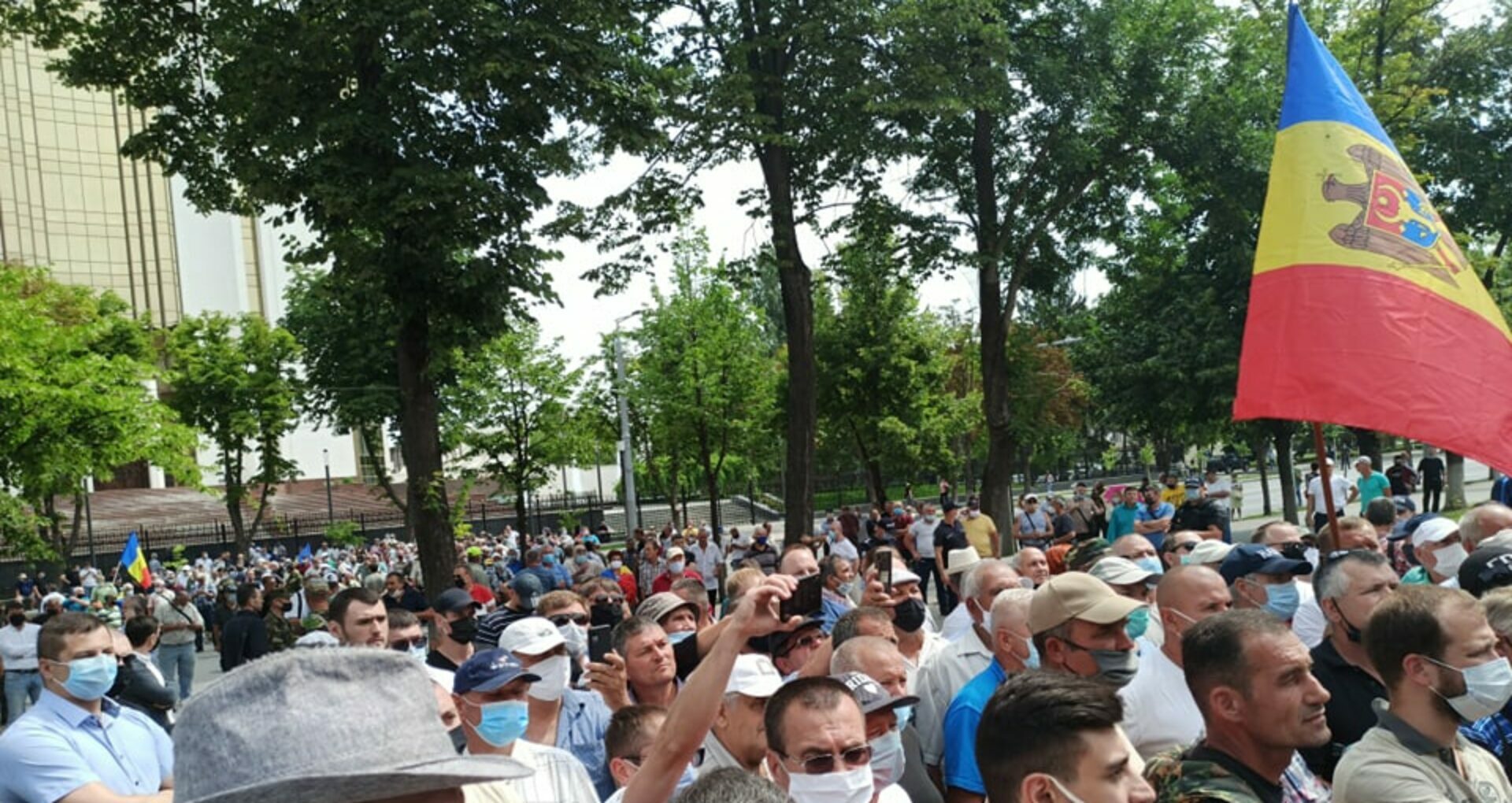 VIDEO/ Police Clashes with Protesters in Chișinău