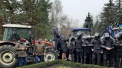 Farmers’ Protest Against Government: Four Policemen and Two Journalists Injured