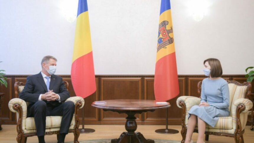 The President of Romania, Klaus Iohannis Meets President Maia Sandu