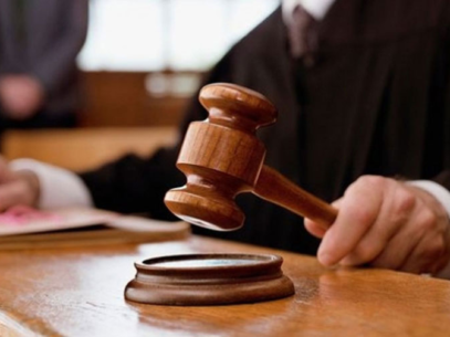 Transport company manager and driver who failed to declare 240,000 euros and $8,000 to customs in April 2022 sentenced to four years in prison