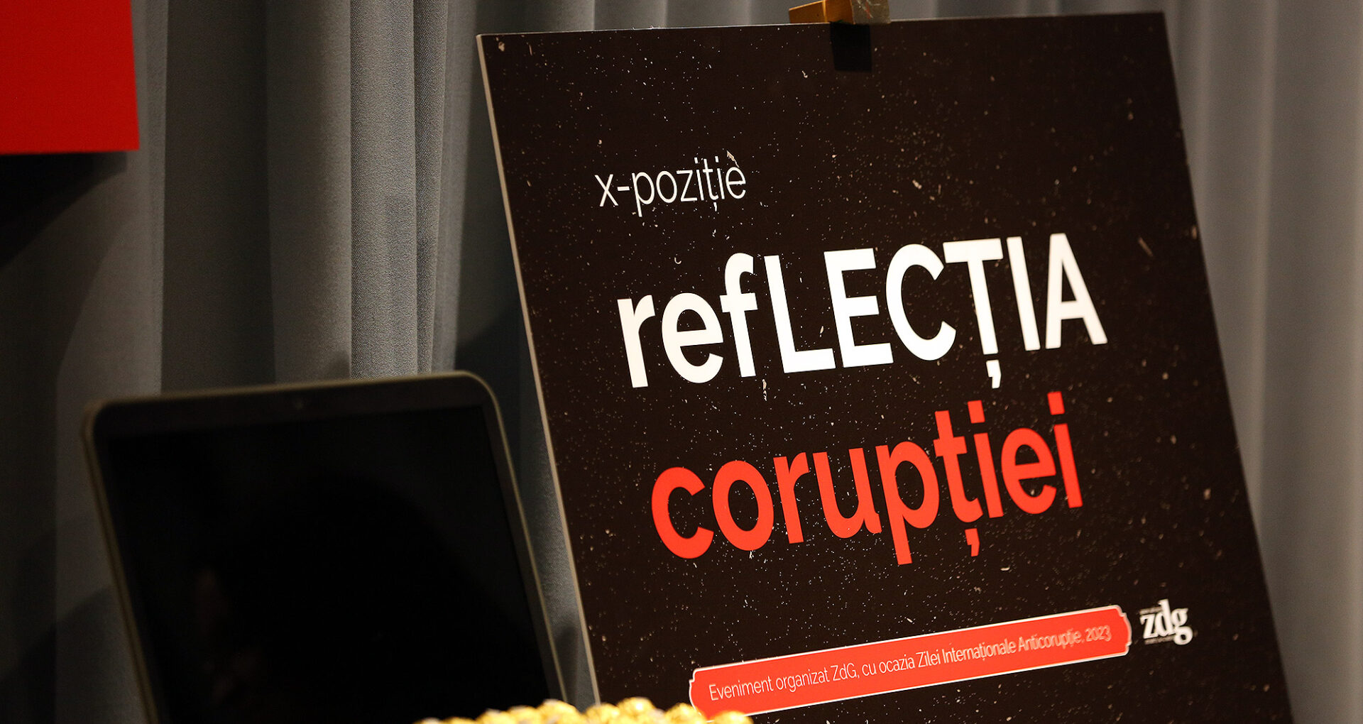 RefLECTION of Corruption — the ZdG event revealing the year’s corruption cases, the efforts of investigative journalists, and the impact of their work