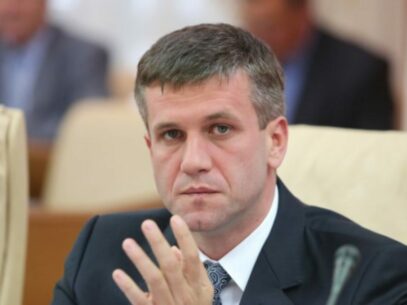 The Chisinau Court of Appeal has admitted the application of anti-corruption prosecutors against former Intelligence and Security Service Director Vasile Botnari and placed him under arrest for 30 days