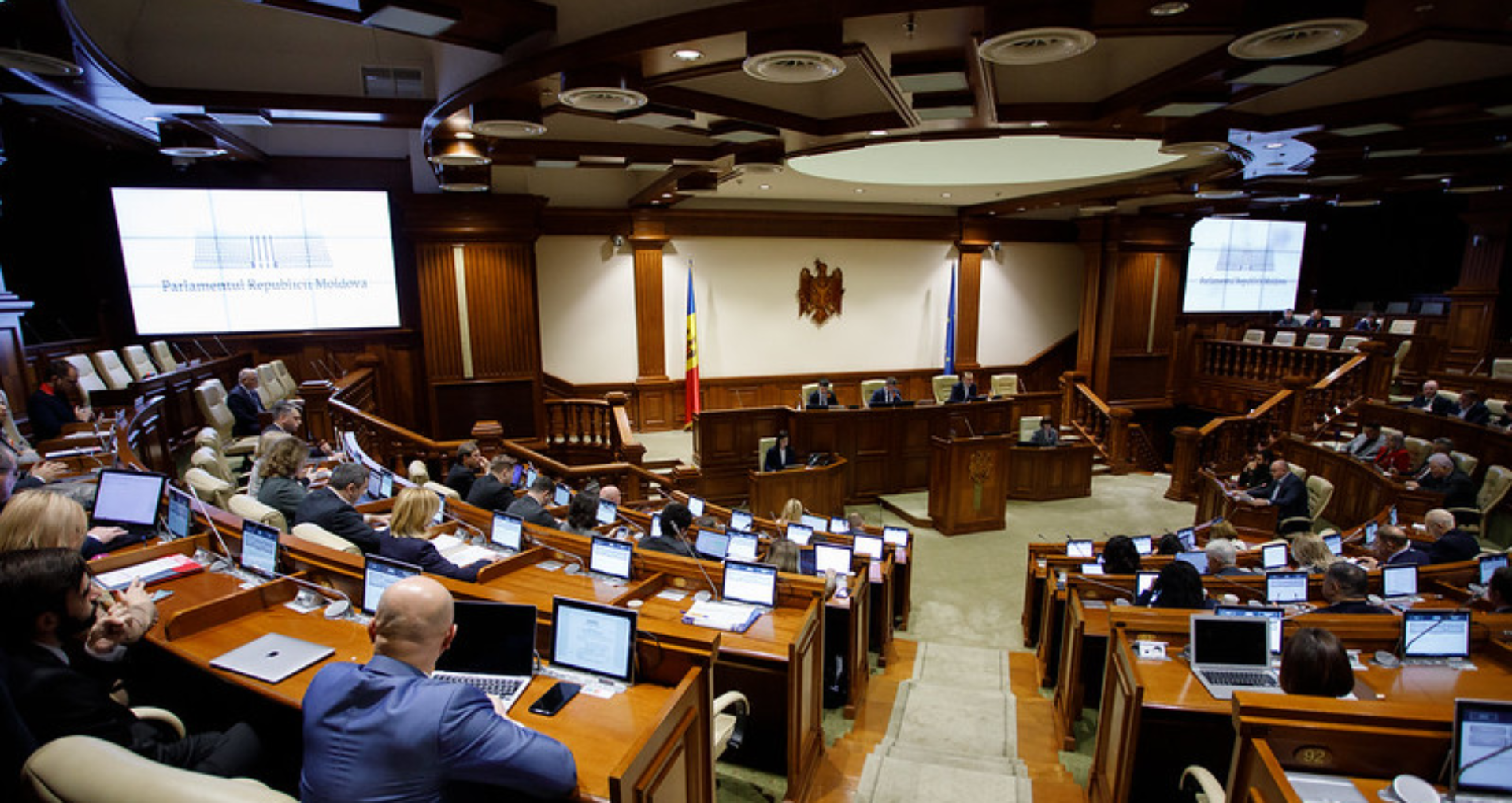 SCM – negative opinion on the draft Government decision on the external evaluation of judges and prosecutors