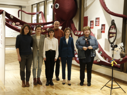 ZdG exhibition “Corruption and War” visited by President Maia Sandu