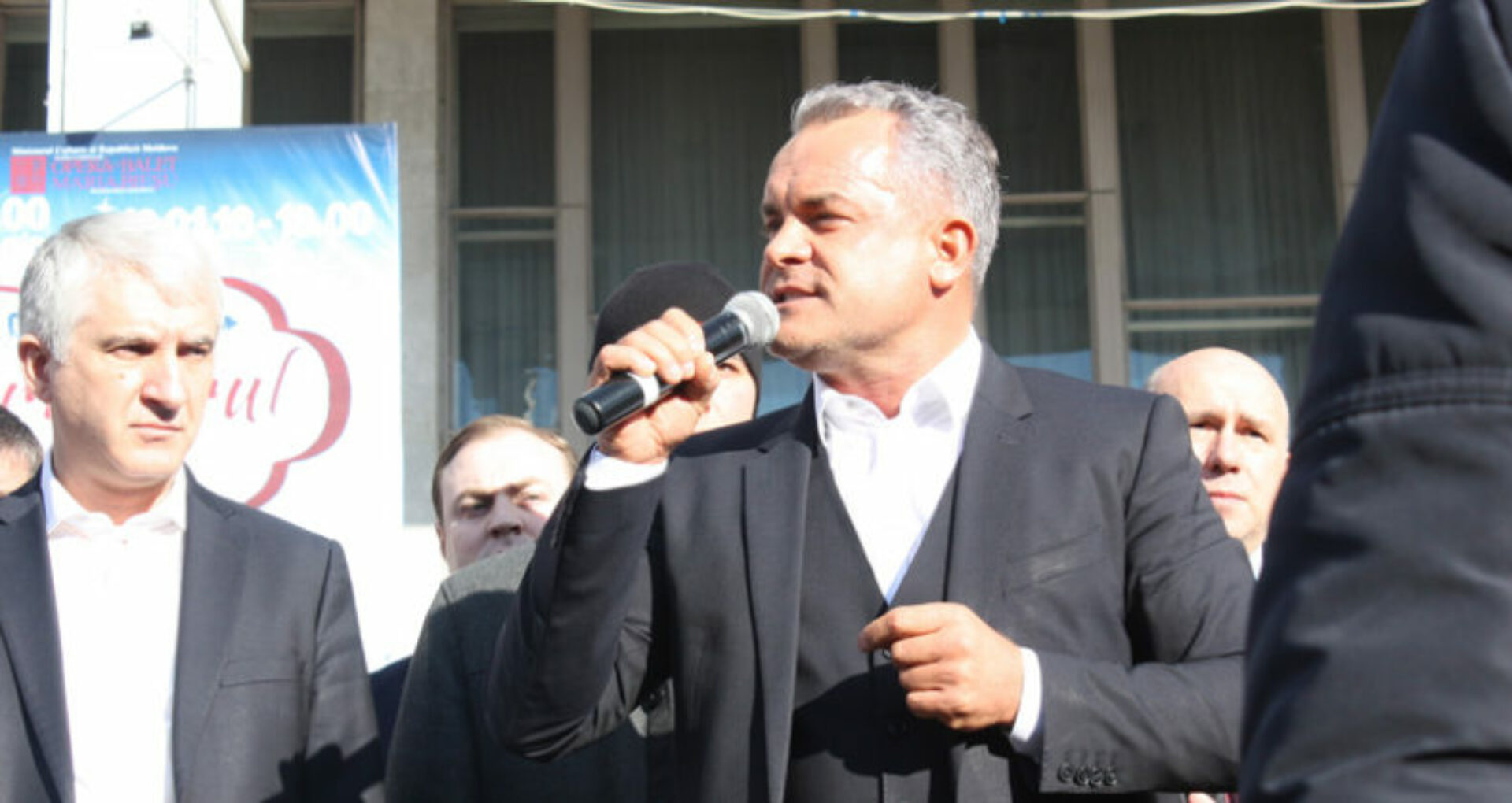 Moscow Issues Arrest Warrant for Plahotniuc