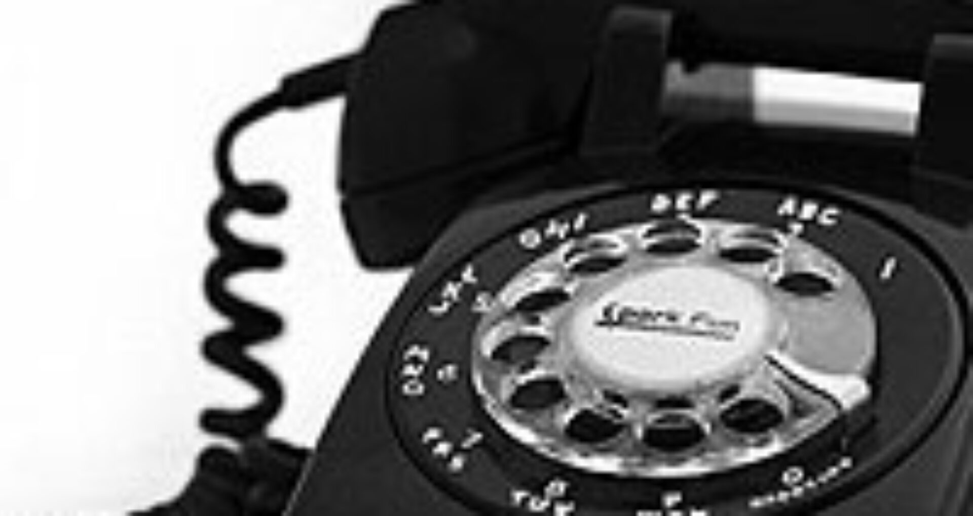 femeile vor să cunoască telefonul