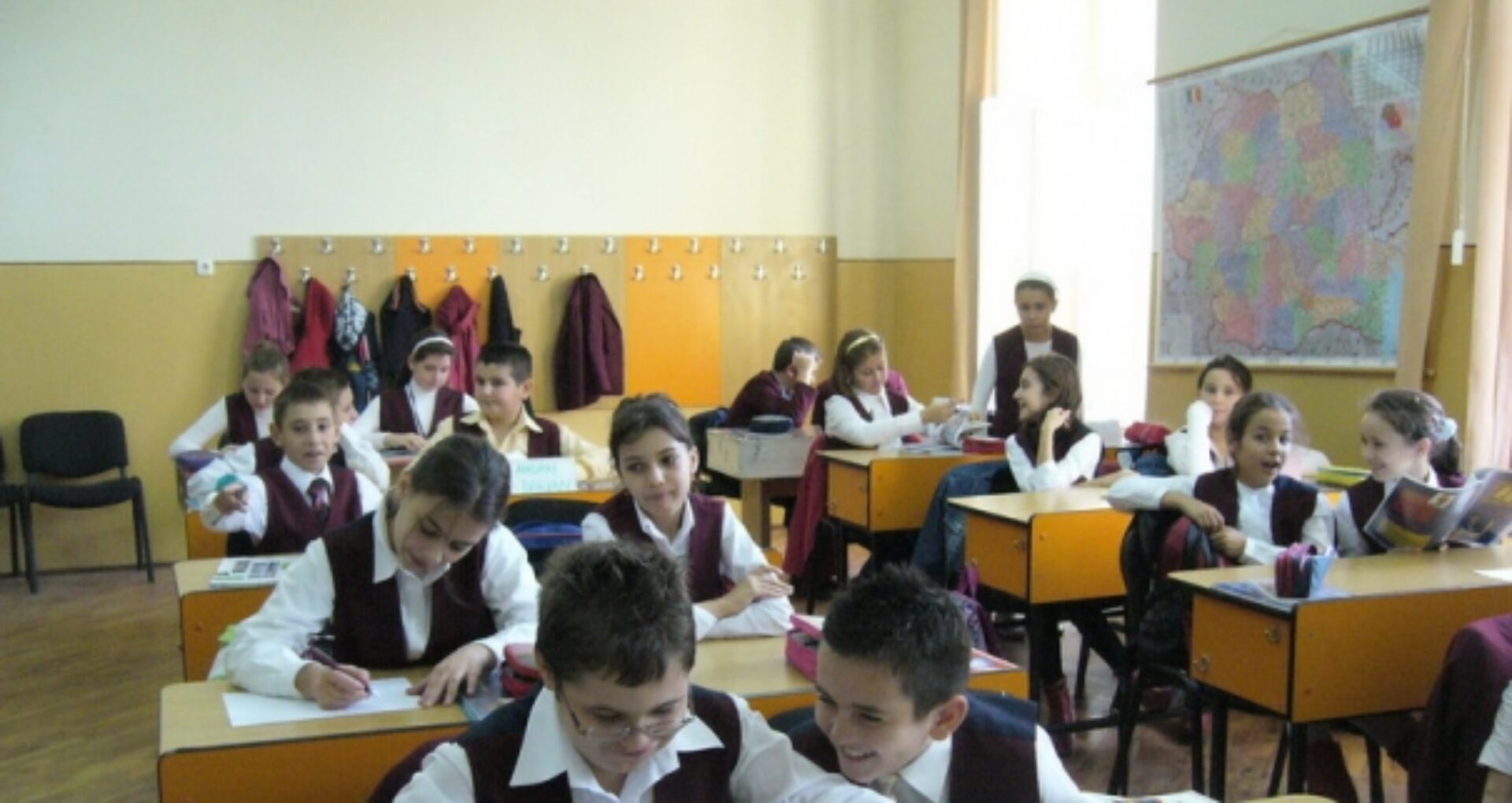 Nu sunt vaccinaţi împotriva rujeolei. Sute de copii din Chișinău nu frecventează şcolile şi grădiniţele