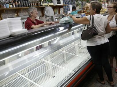Lege în Venezuela, la cumpărături numai de două ori pe săptămână