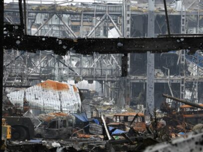 Forţele ucrainene au cedat clădirile aeroportului din Doneţk