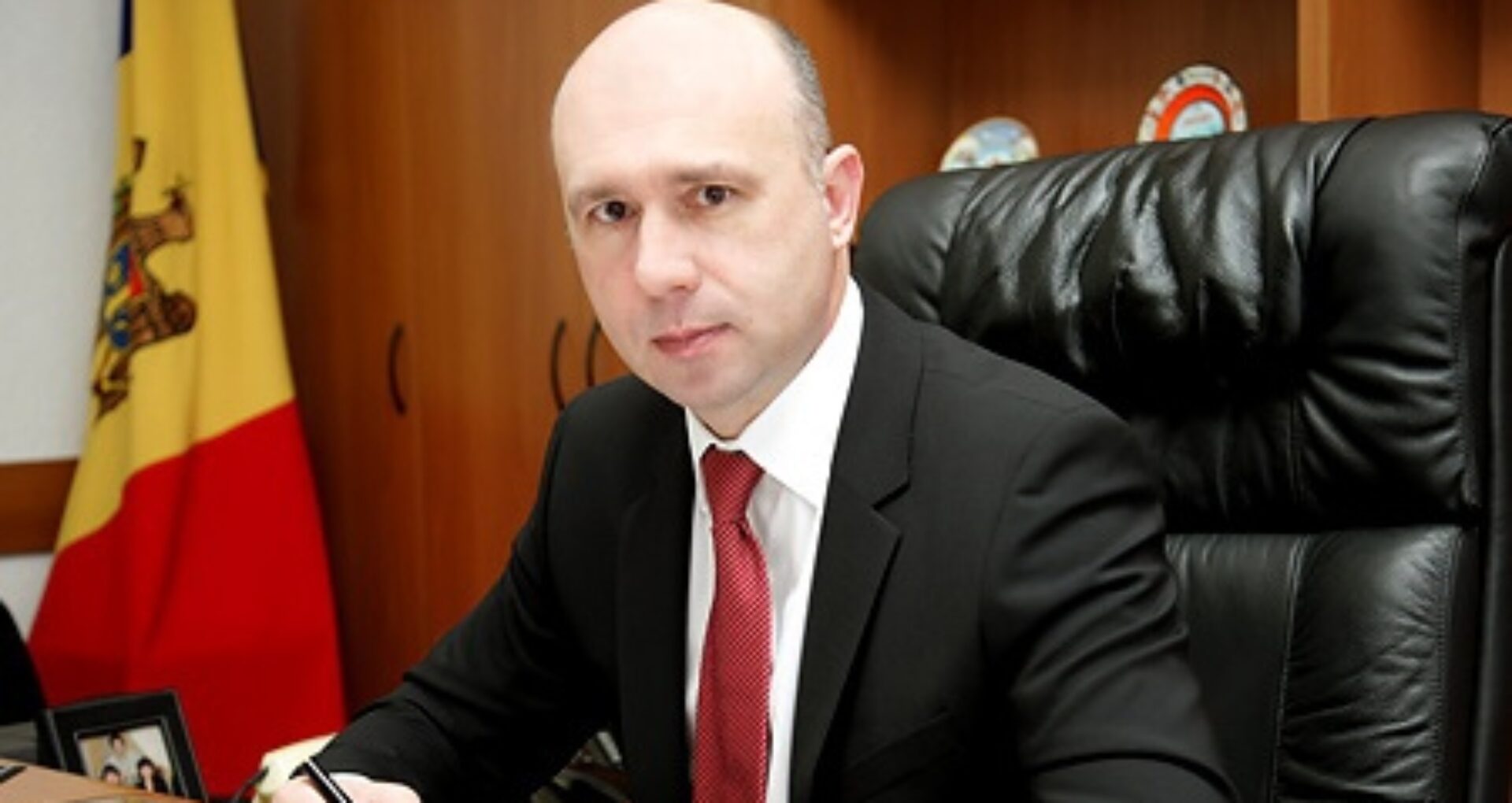(FOTO) Integritate: Pavel Filip, candidatul majorității la funcția de premier, nu-și declară casa de milioane în care locuiește
