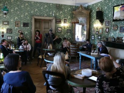 La Chişinău a fost lansat Clubul de discuții „STOP FALS!”