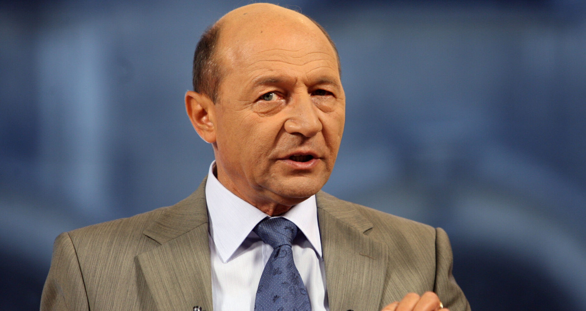 Un candidat la funcția de președinte promite să îl propună pe Traian Băsescu la funcția de premier. Chirtoacă: Sunt speculații