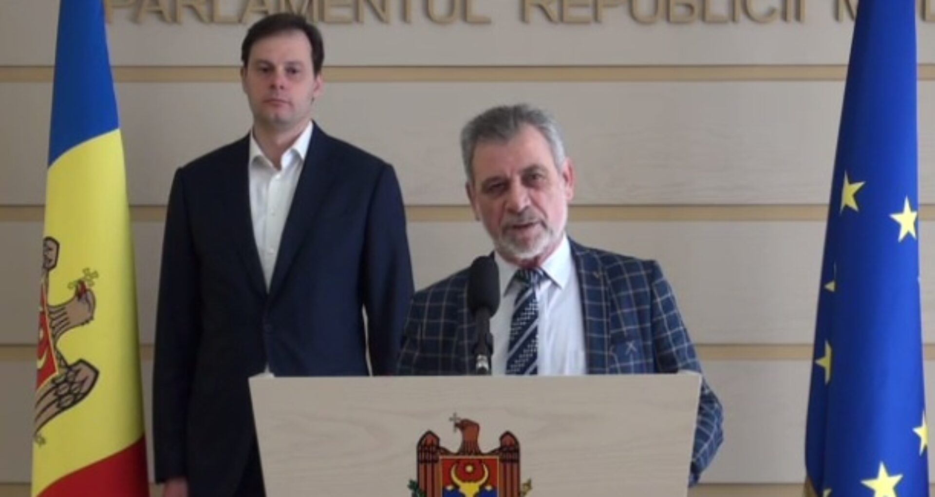 Chiril Lucinschi pleacă din PLDM