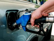 Se scumpesc carburanții. Prețurile cresc cu 6-10%