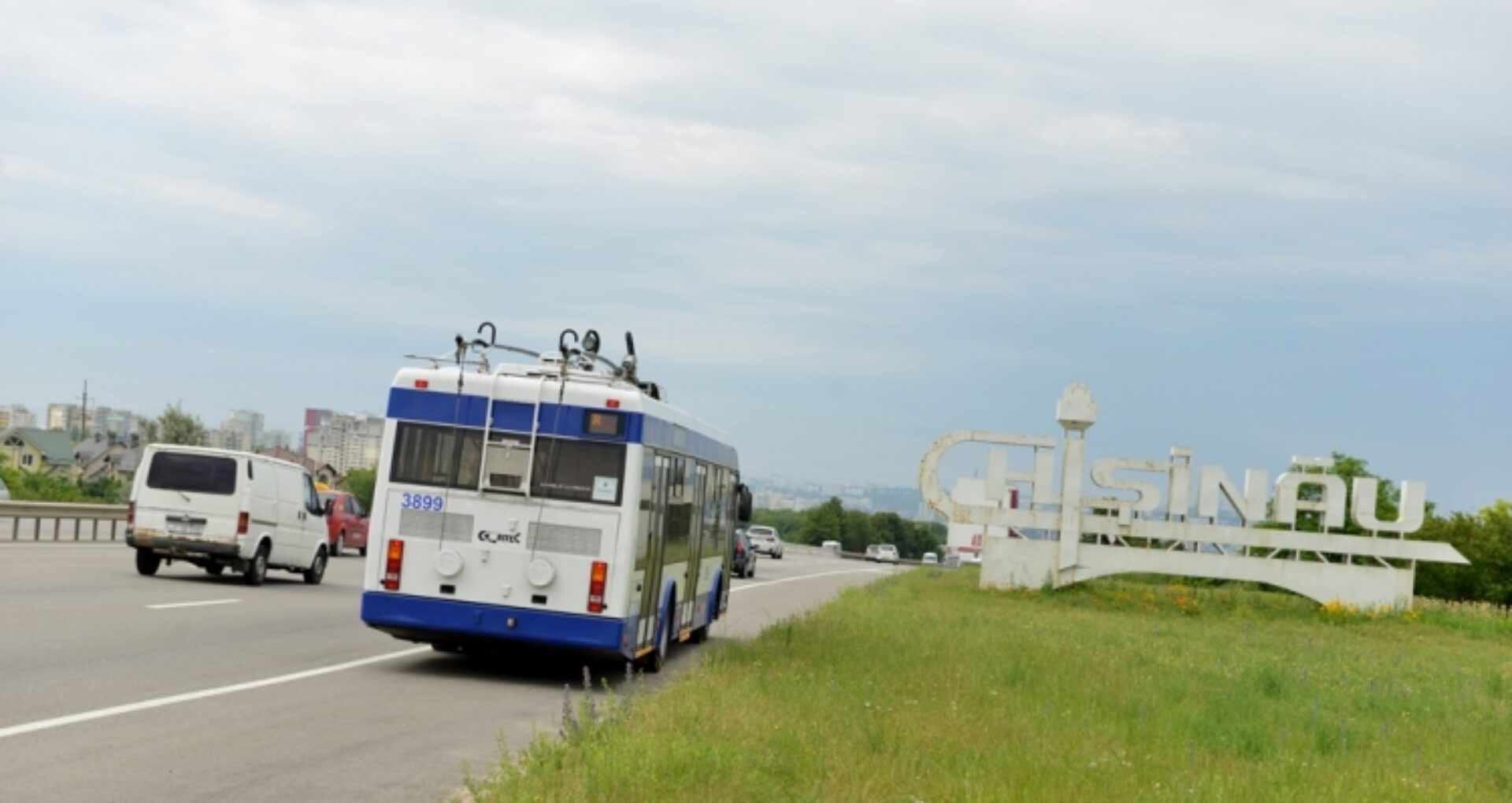 O nouă rută de troleibuz! Locuitorii Chișinăului sunt îndemnați să propună traseul