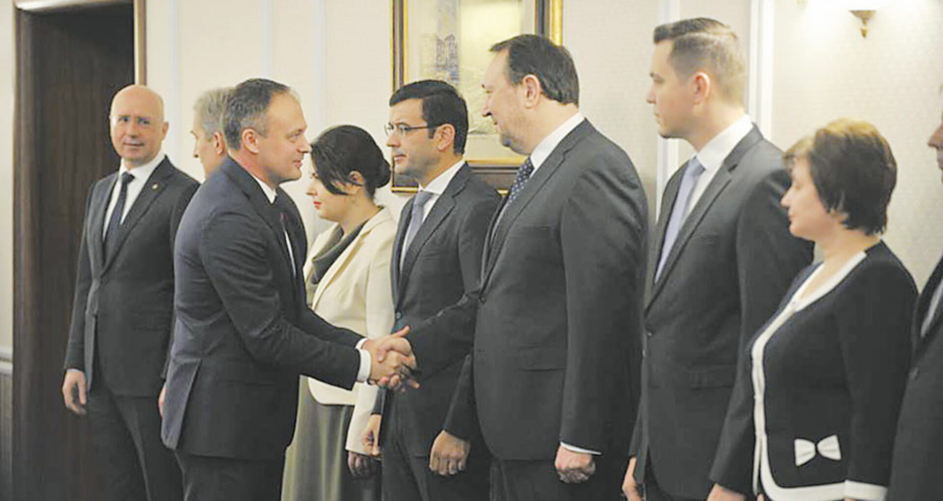 Relaţiile politice din familiile miniştrilor „tehnocraţi”