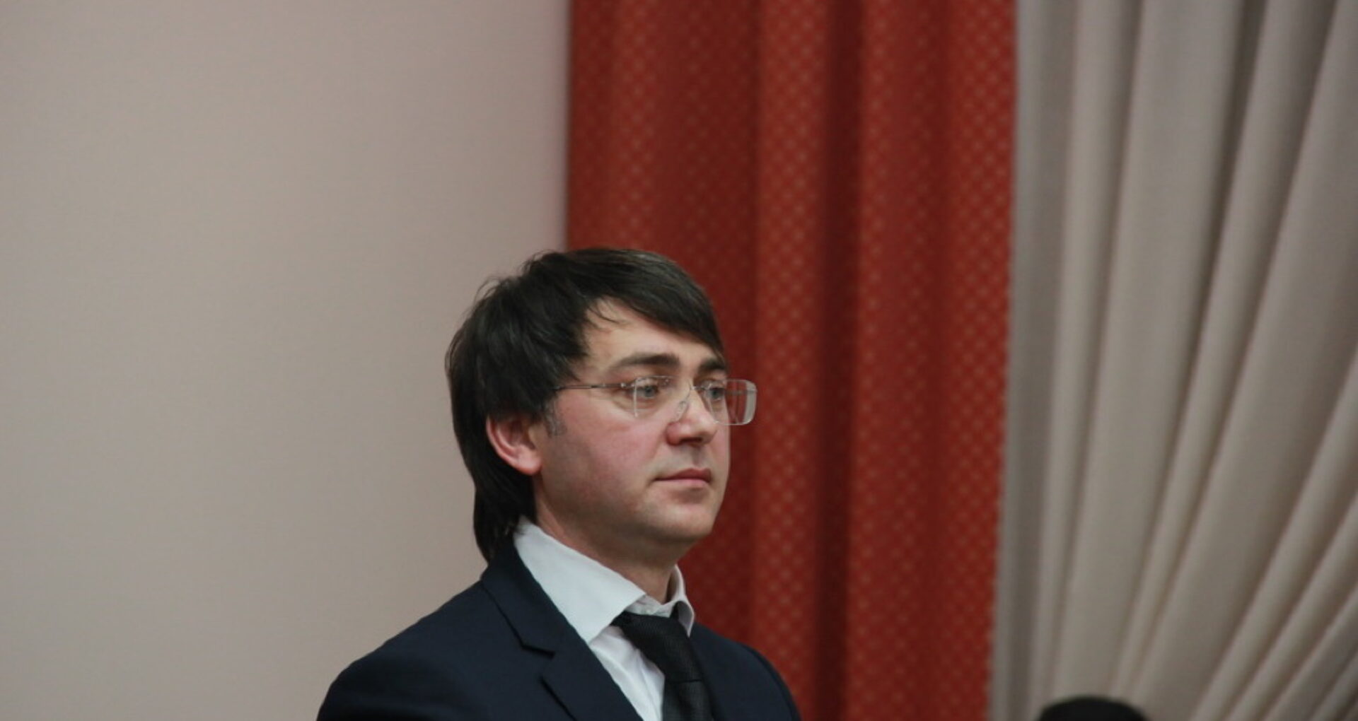 Liderul fracțiunii PLDM despre noul deputat din Parlament: „ar fi fost șantajat”