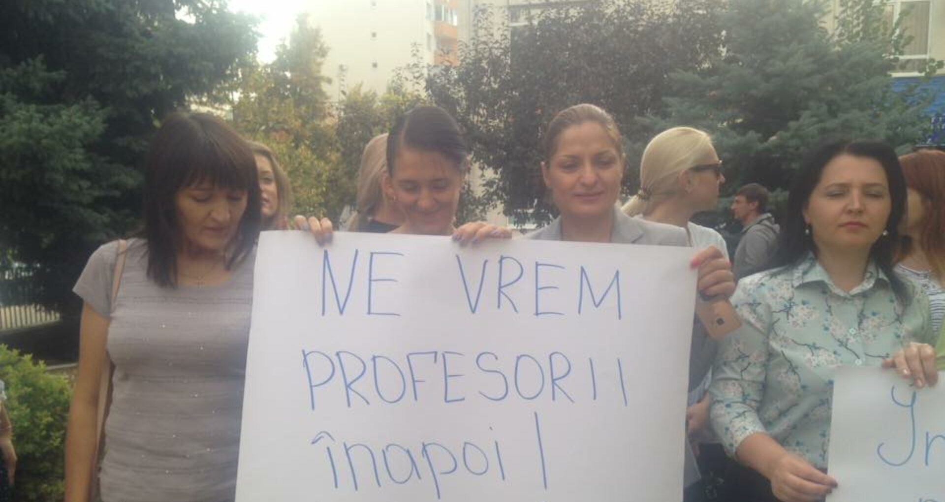 DOC/ CtEDO a reacționat în cazul turcilor expulzați suspect din R. Moldova și cere explicații de la Guvern
