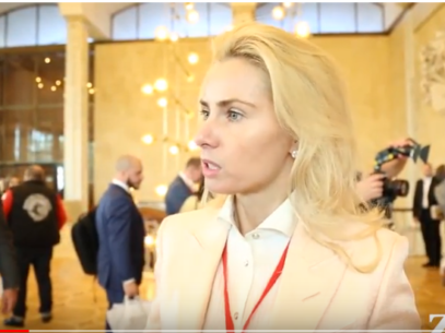 (VIDEO) Directoarea unui fond rus, căruia Ucraina i-a impus sancțiuni, prezentă la CMF, organizat sub egida lui Dodon