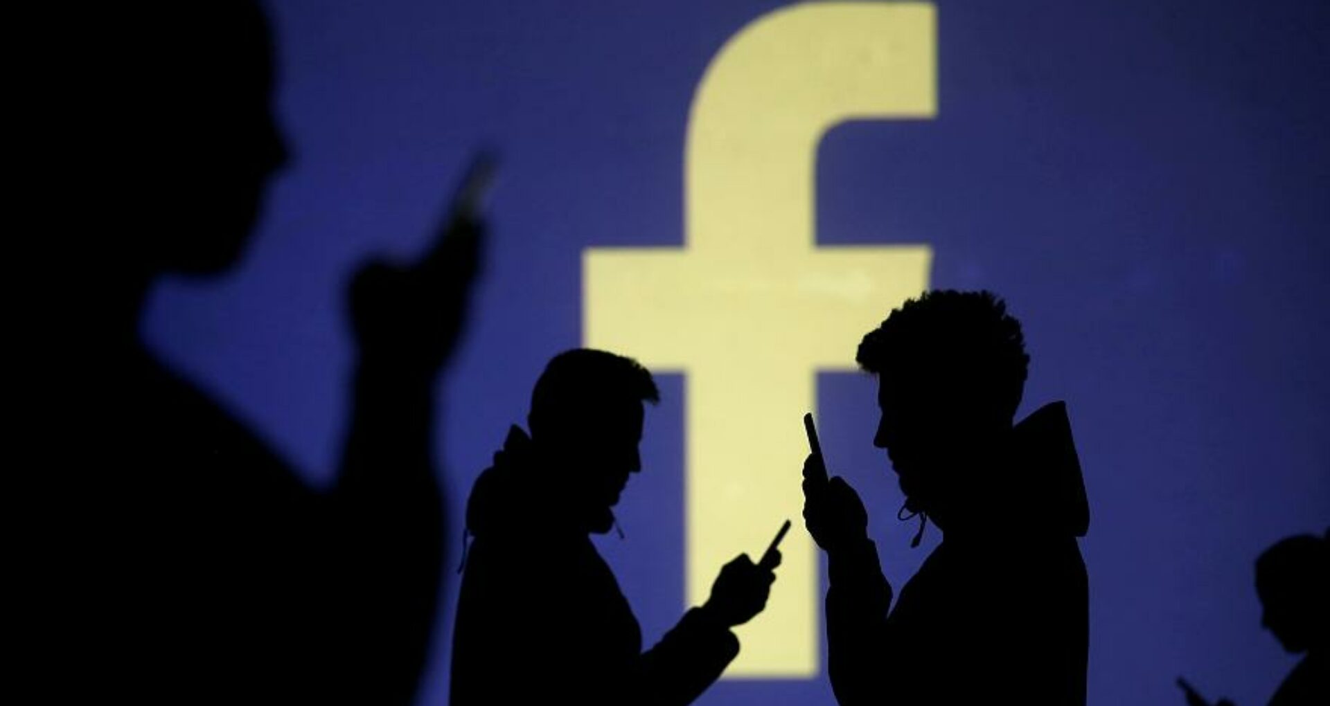 Cum aflați dacă datele personale au fost furate de pe Facebook