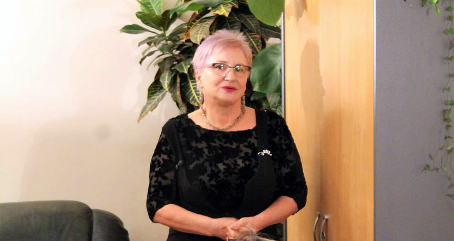 Olga Căpăţână, femeia-soldat, şi-a lansat cărţile la Paris