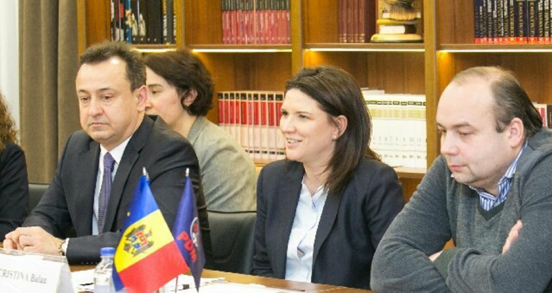 Cui aparține Fundația care a comandat sondajul IMAS în care cetățenii apreciază cel mai mult activitatea lui Dodon, Filip, Șor și Plahotniuc