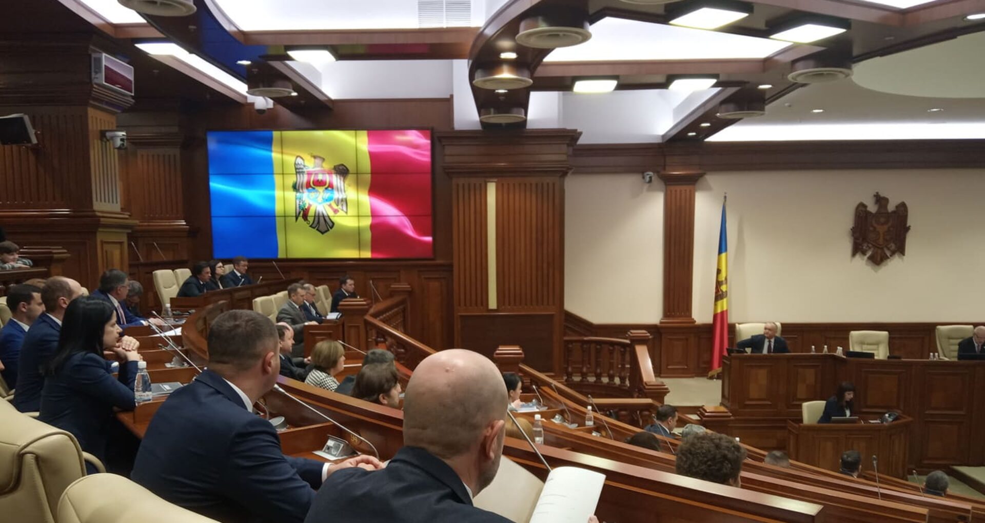 VIDEO/ Momentele-cheie de la prima ședință a noului Parlament