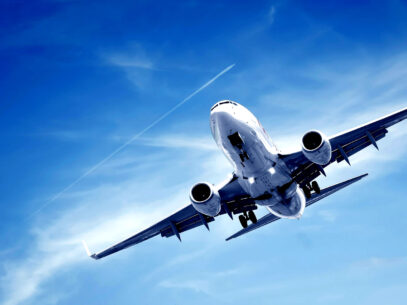 Zboruri anulate pe timp de pandemie. Cum poate fi cerută rambursarea costurilor pentru biletele de avion la cursele din cadrul UE