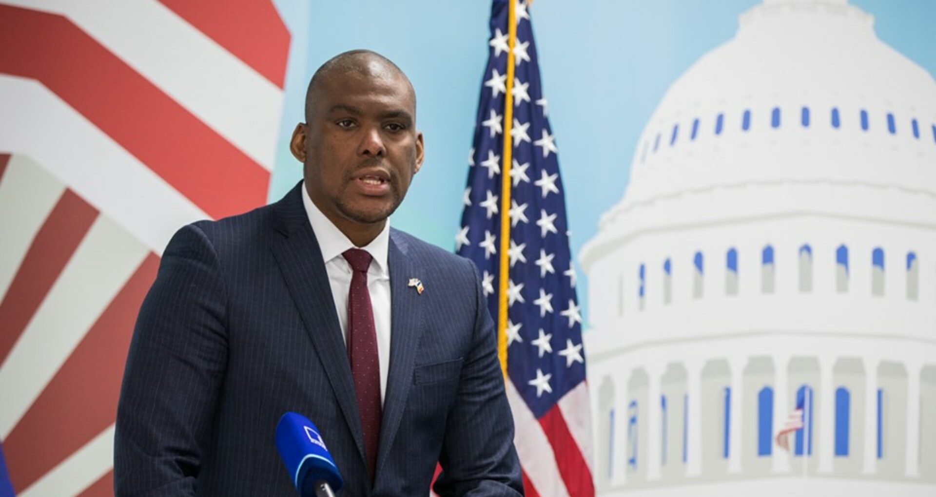 Ambasadorul SUA la Chișinău a subliniat însemnătatea menținerii independenței BNM