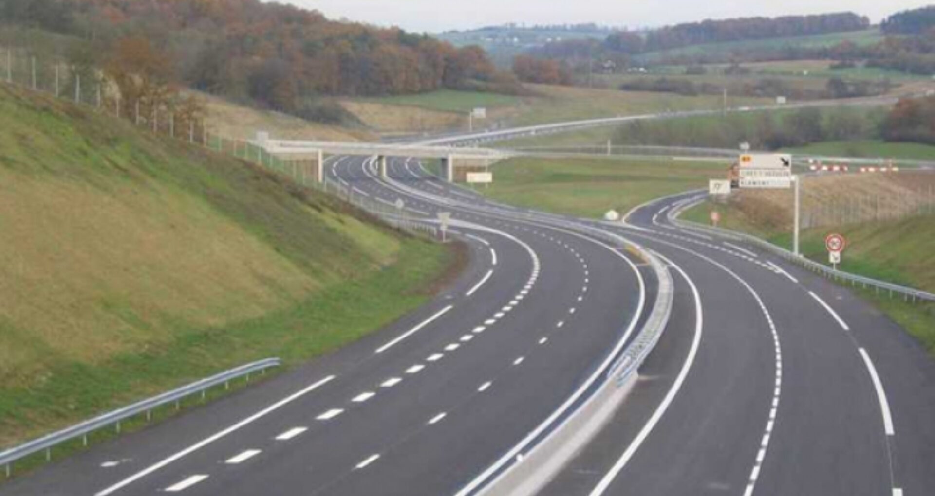 Popescu: „Am discutat la București dorința de a construi un pod care ar deschide calea noastră de acces pe Autostrada Unirii”