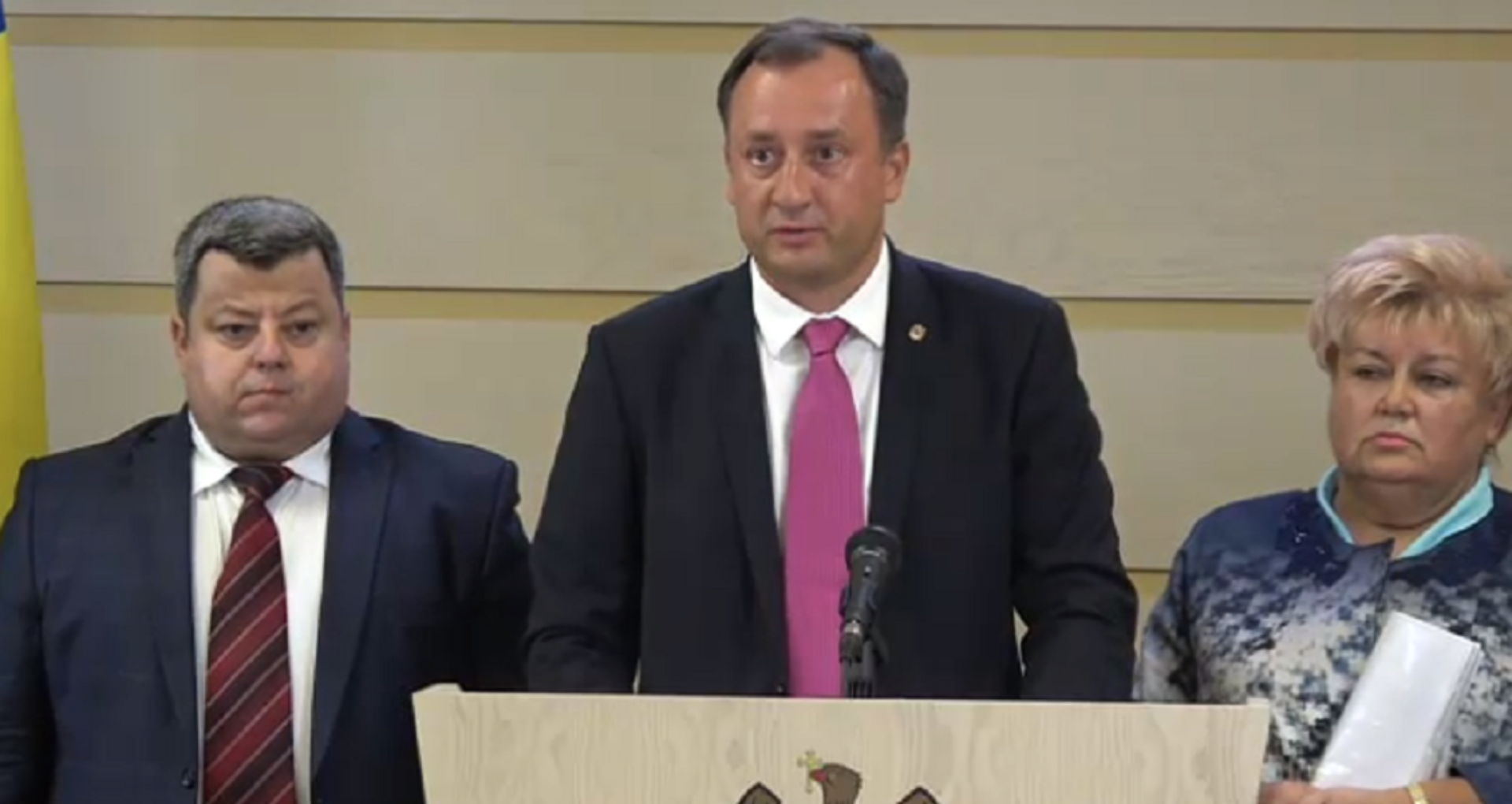 VIDEO/ Fracțiunea Partidului „Șor” părăsește ședința Parlamentului