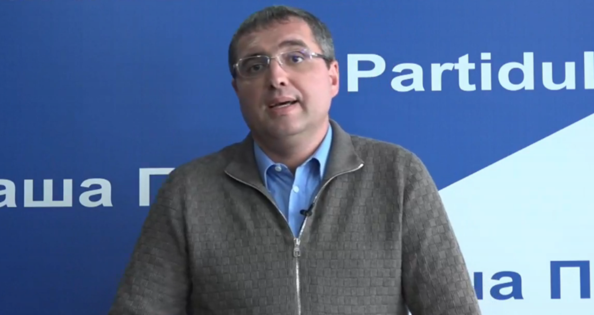 Renato Usatîi și-a suspendat activitatea de primar de Bălți pe durata campaniei electorale. Cine va asigura interimatul