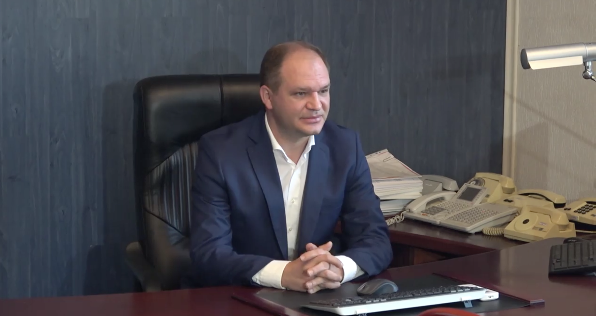 Primarul capitalei, Ion Ceban a plecat în vacanță peste hotare cu familia. Reacția primăriei: „Este mereu conectat la toate subiectele”