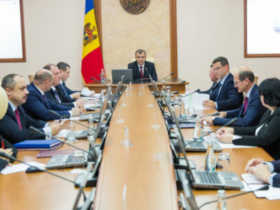 A doua încercare: Guvernul R. Moldova se va adresa Executivului rus pentru a renegocia împrumutul de 200 mln de euro