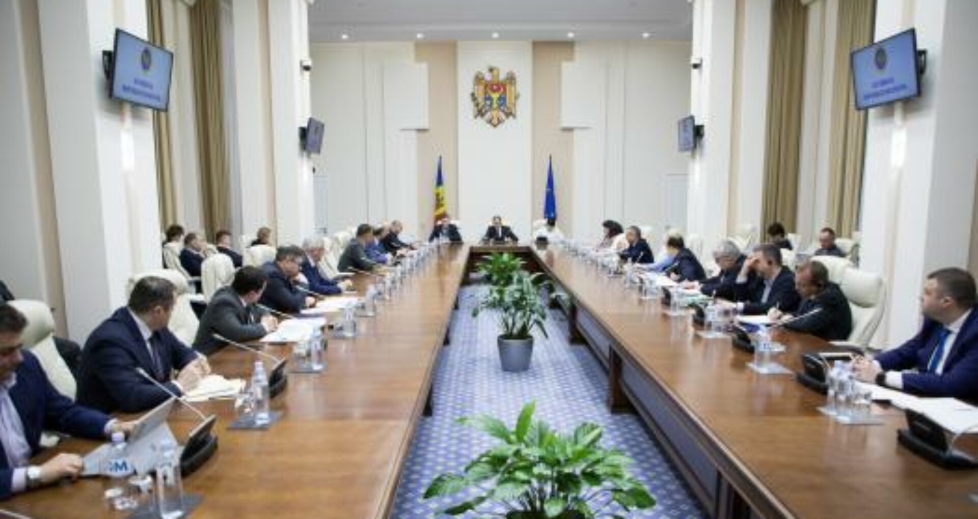 DOC/ Decizia instanței după ce Uniunea Avocaților a contestat unele măsuri luate de Comisia pentru Situații Excepționale