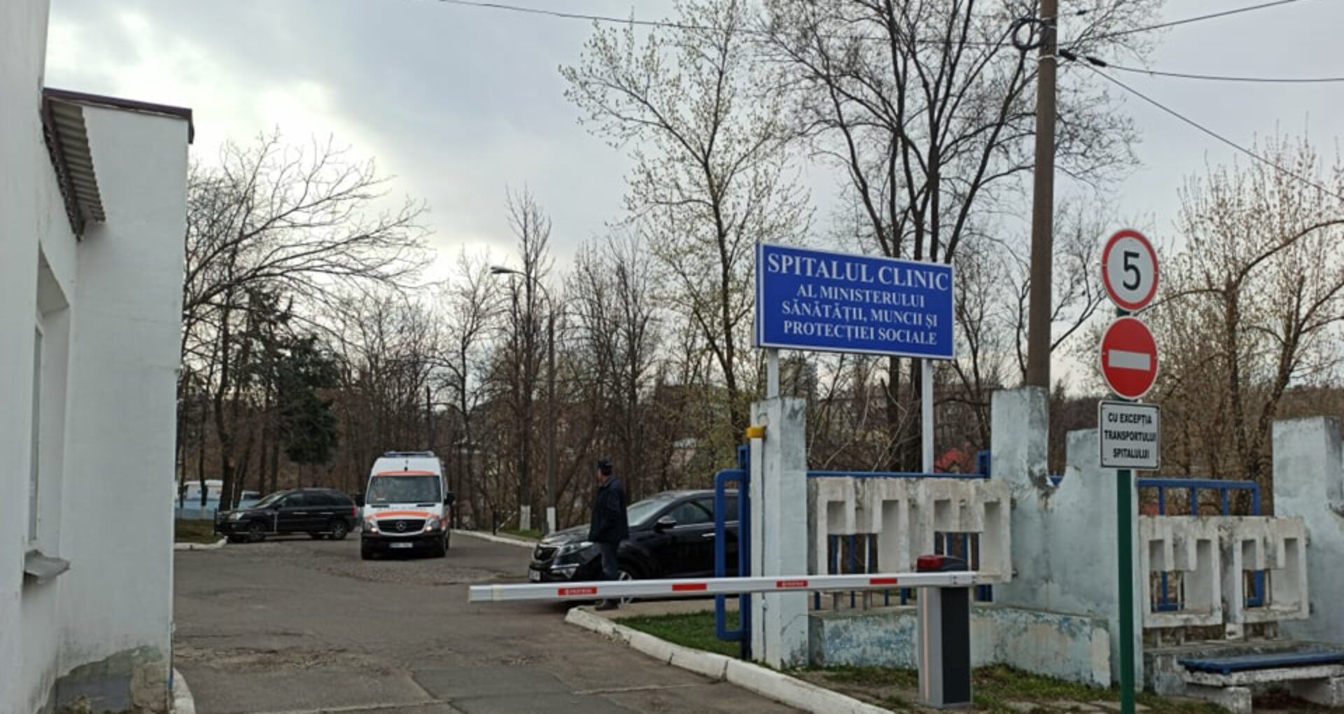 Detalii despre starea de sănătate a celor 199 de pacienți cu COVID-19. Șase urmează a fi externați astăzi