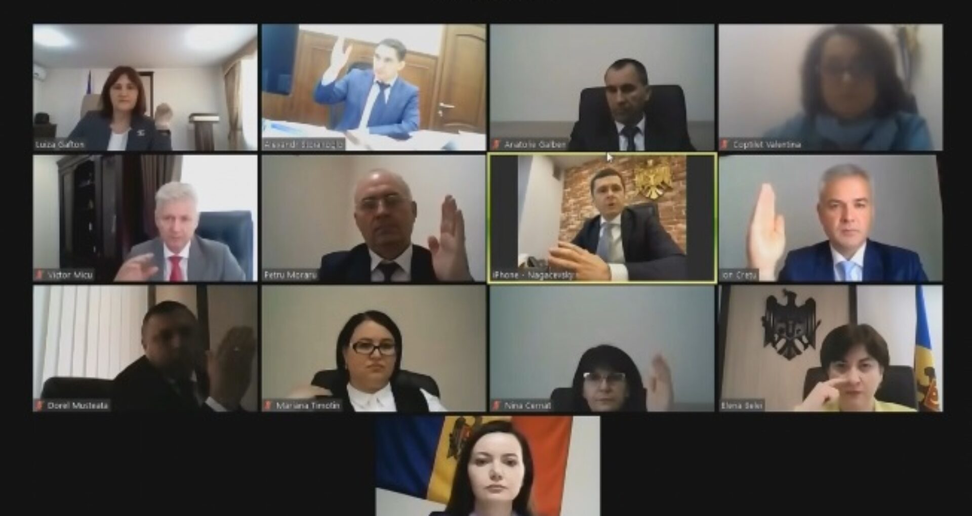 DOC/ Trei actuali și foști judecători solicită CSM-ului despăgubiri și restabilirea sau reîncadrarea în funcție cu plata salariului restant