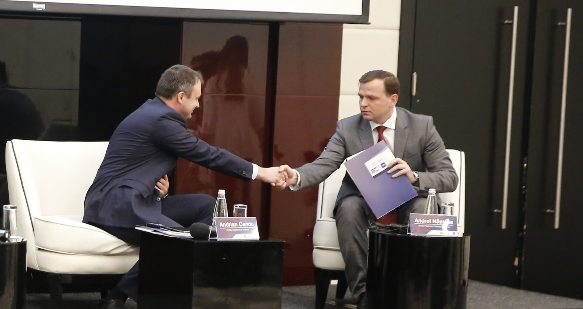 Candu: „Pro Moldova”, gata să-l voteze pe Năstase premier. Suntem în discuții cu PAS și Platforma DA