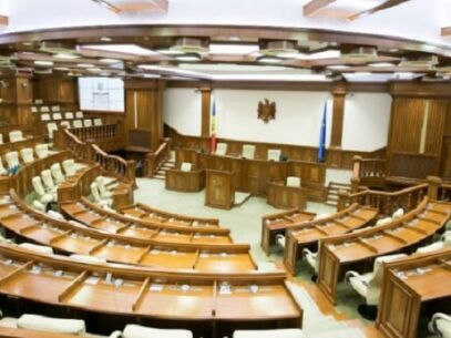VIDEO/ Ședințele Parlamentului vor fi reluate: Legea cu privire la organizațiile necomerciale ar putea fi votată în lectura a doua