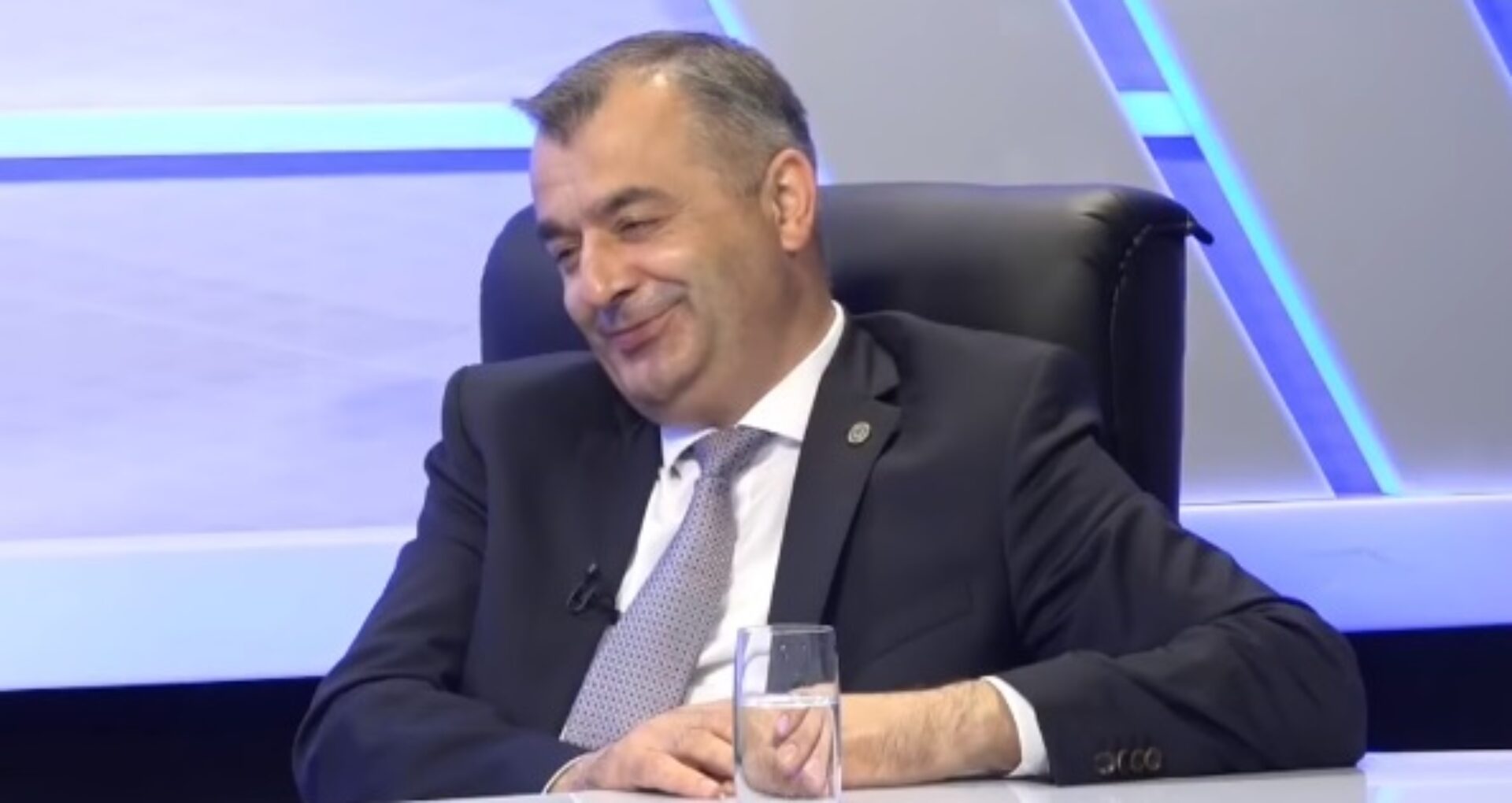 Cum și când a obținut premierul Chicu cetățenia României: „Dacă te gândești, așa ca businessman, oferea multe posibilități”