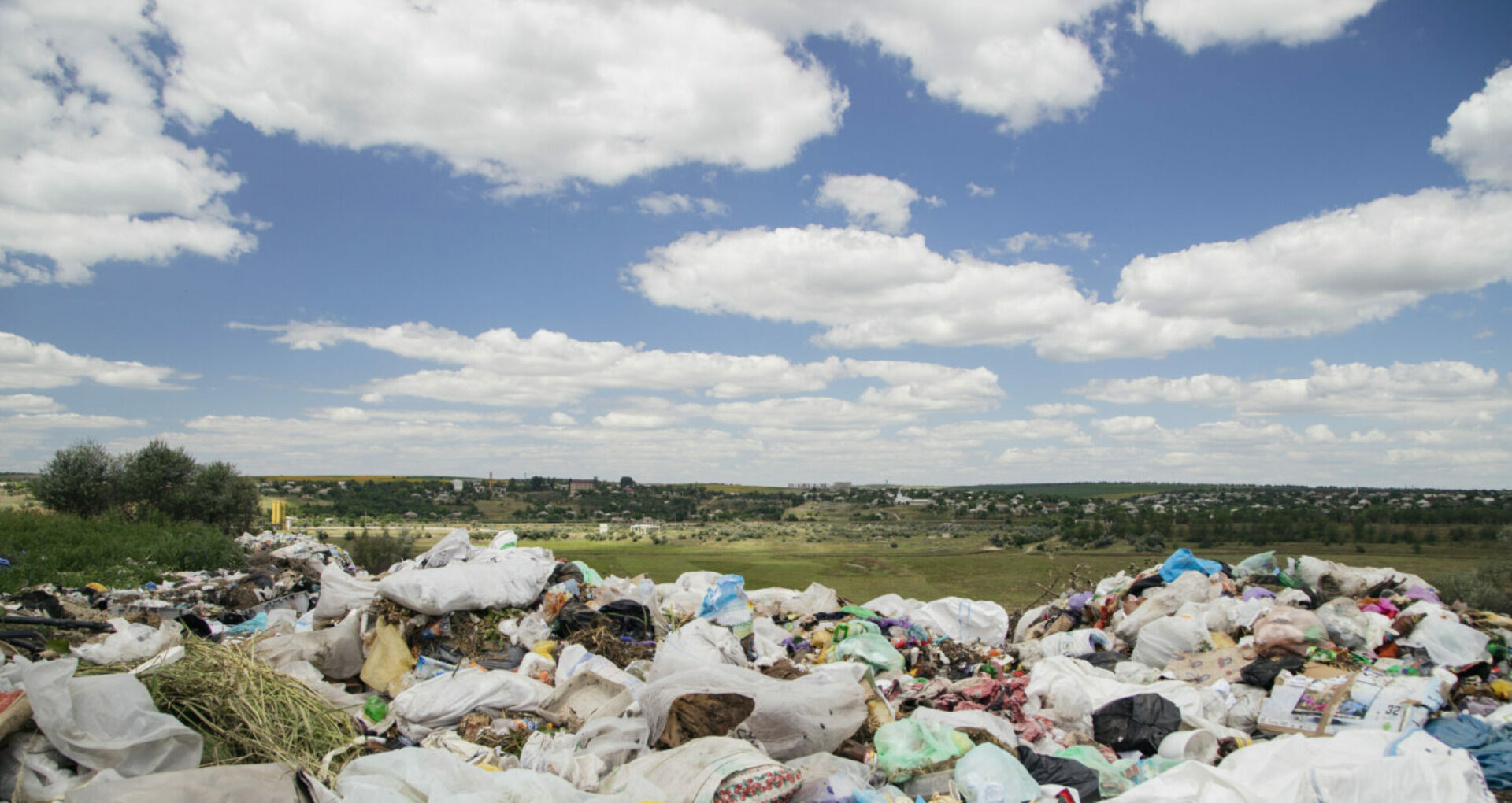Video/Moldova (anti)ecologică. 90% din deșeuri nu sunt prelucrate