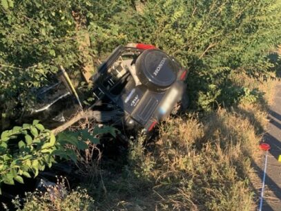 Un polițist de 21 de ani s-a stins pe loc după ce a intrat cu mașina într-un copac, în apropiere de Bulboaca