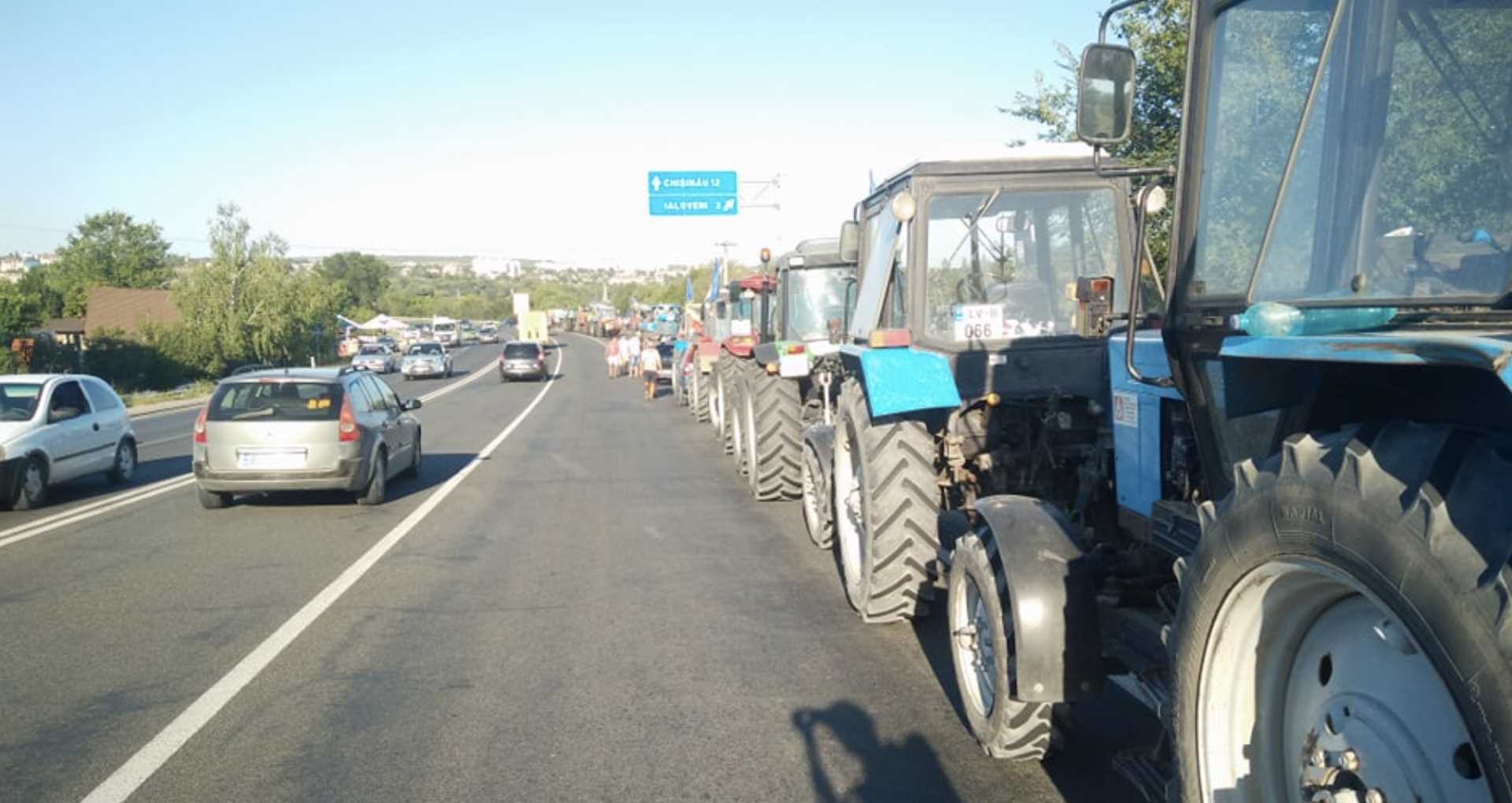 Chicu: Agricultorii își permit tractoare de zeci de mii de euro. Sectorul agricol se bucură de cele mai mari facilități