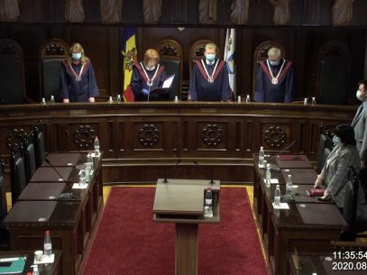 VIDEO/ Curtea Constituțională  a declarat inadmisibilă sesizarea PAS privind posibilitatea de auto-dizolvare a Parlamentului