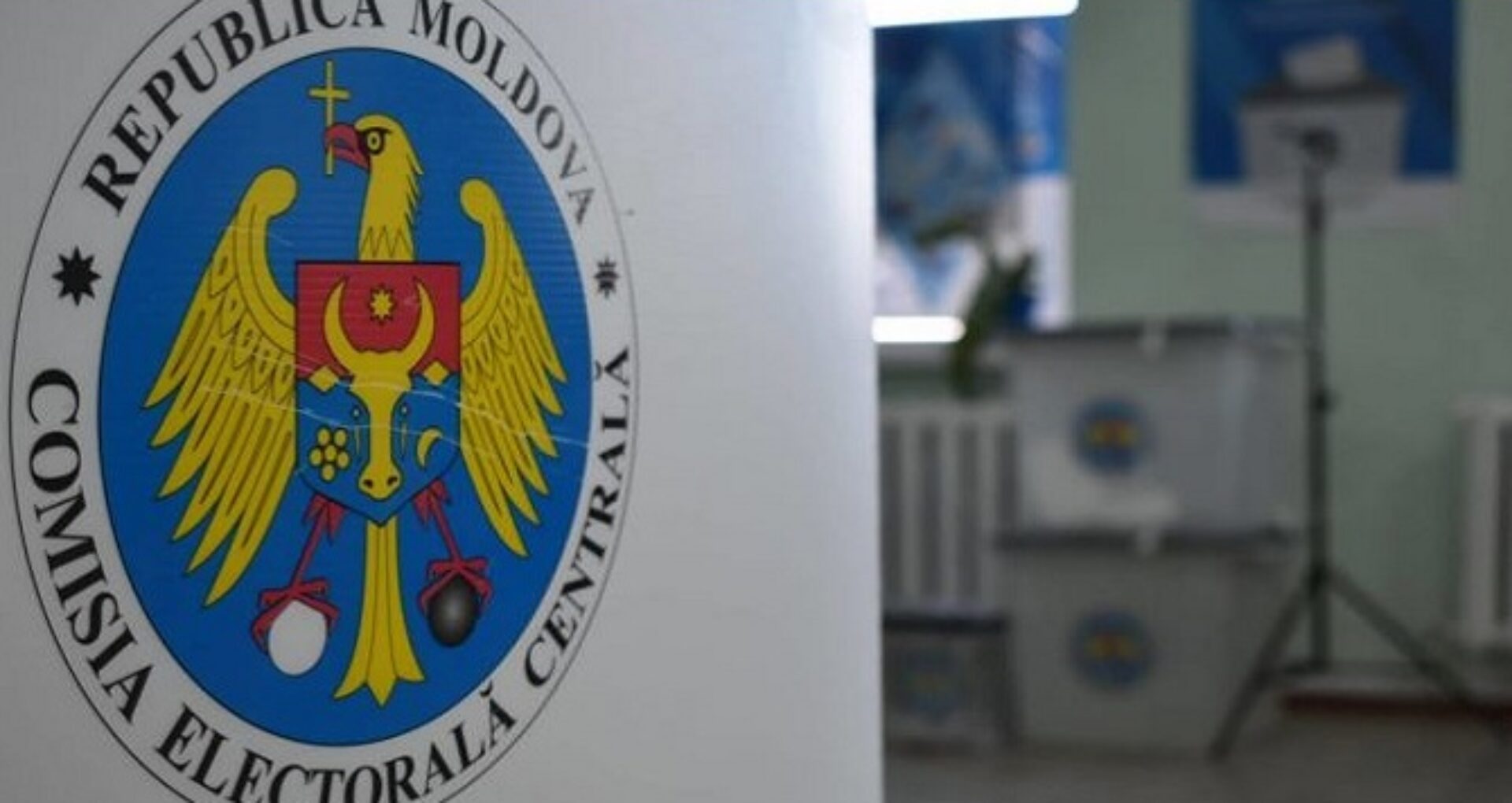DOC/ Circulara care a stârnit multe semne de întrebare. Cum interpetarea legii de către CEC a creat o mini-criză electorală și de ce sunt revoltate partidele din opoziție